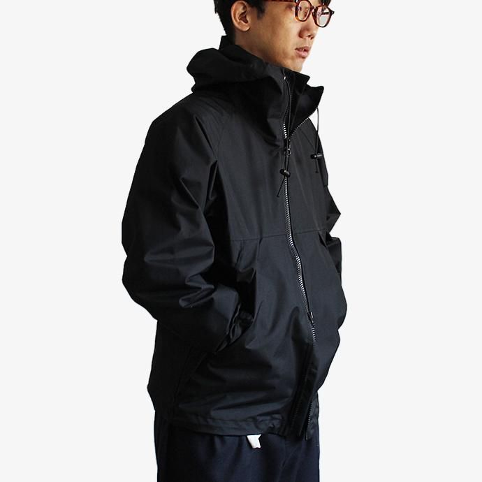 135572560 Powderhorn Mountaineering / M. Hoody 3Lナイロン シェルマウンテンパーカー PH18AW-001 - Navy 02