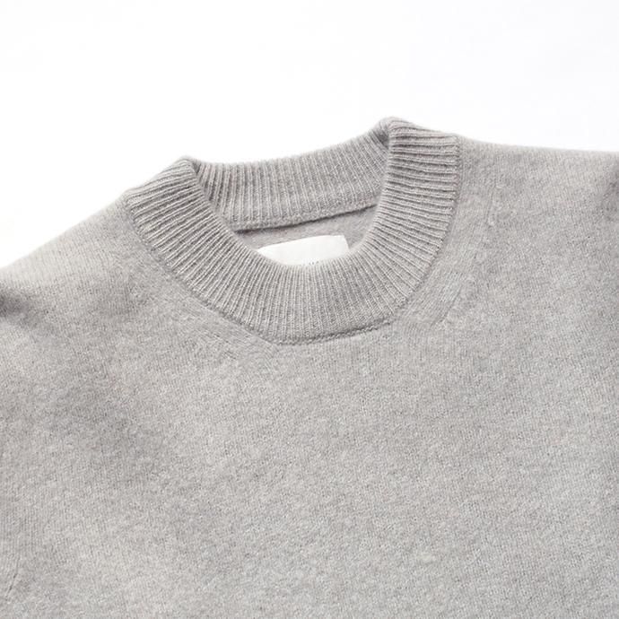 135682470 STILL BY HAND / カシミヤ混プルオーバーセーター KN0483 - Grey 02