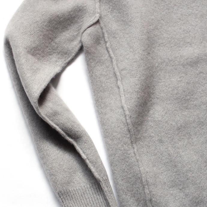 135682470 STILL BY HAND / カシミヤ混プルオーバーセーター KN0483 - Grey 02