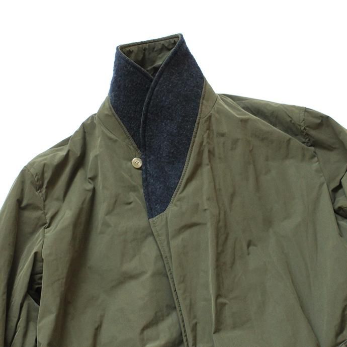 135712485 STILL BY HAND / シンサレート中綿入り ガウンコート CO0383 - Olive 02