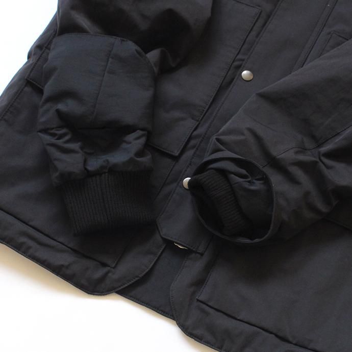 136033886 STILL BY HAND / BL0483 シンサレート中綿入り 撥水ショートブルゾン - Black<img class='new_mark_img2' src='//img.shop-pro.jp/img/new/icons47.gif' style='border:none;display:inline;margin:0px;padding:0px;width:auto;' /> 02