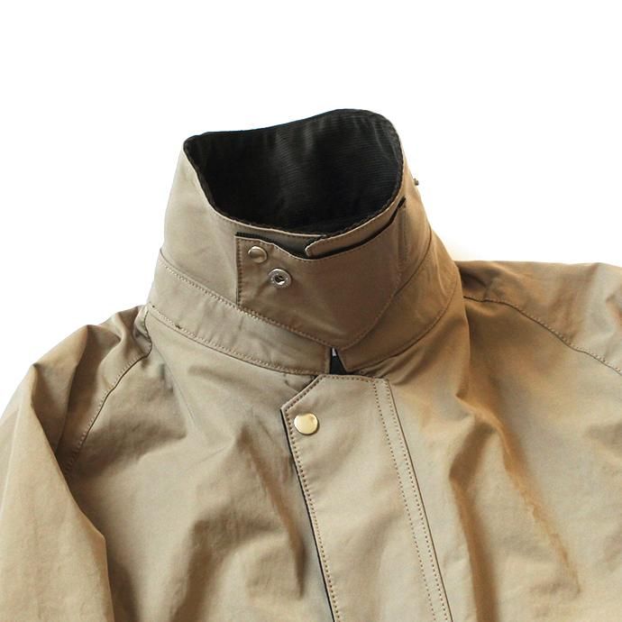 136034002 STILL BY HAND / BL0483 シンサレート中綿入り 撥水ショートブルゾン - Beige<img class='new_mark_img2' src='//img.shop-pro.jp/img/new/icons47.gif' style='border:none;display:inline;margin:0px;padding:0px;width:auto;' /> 02