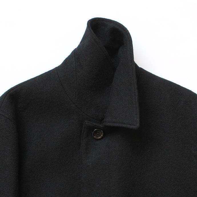 136034343 STILL BY HAND / CO0583 シンサレート中綿入り ウールツイルバルカラーコート - Black<img class='new_mark_img2' src='//img.shop-pro.jp/img/new/icons47.gif' style='border:none;display:inline;margin:0px;padding:0px;width:auto;' /> 02