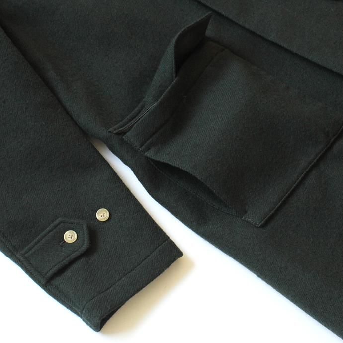 136034463 STILL BY HAND / CO0583 シンサレート中綿入り ウールツイルバルカラーコート - Green 02