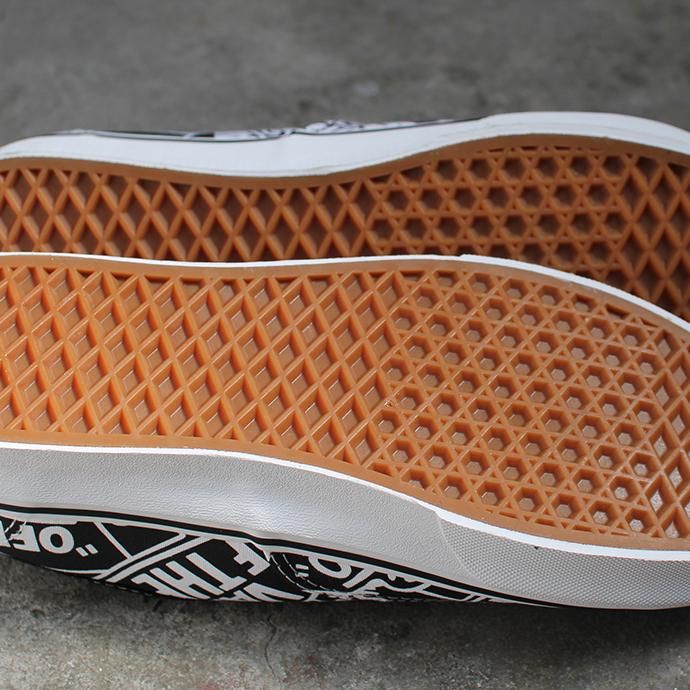 136127005 VANS / OTW Repeat Authentic ヴァンズ オーセンティック Black/True White VN0A38EMUKK 02