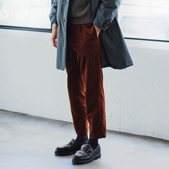 136225285 STILL BY HAND / PT0684 ストレッチ コットンベロアスラックス - Charcoal 02