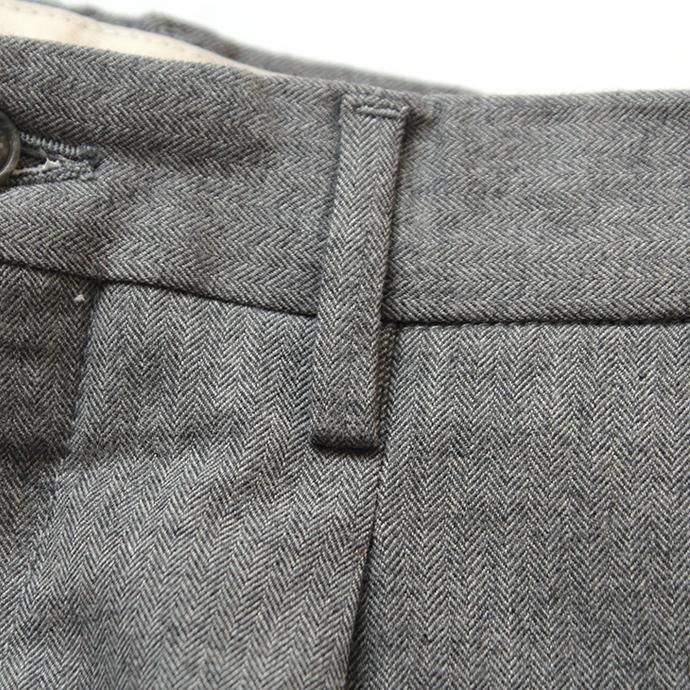 136280374 RICCARDO METHA / 1Tuck Wide Trousers ワンタックワイドトラウザース ヘリンボーン グレー 02