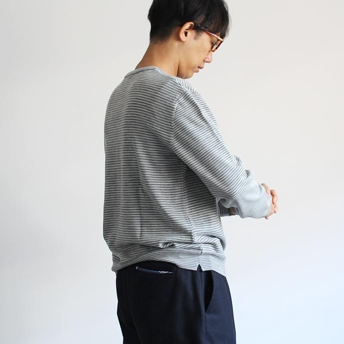 136308026 STILL BY HAND / KN0784 ボーダークルーネックセーター - Grey 02