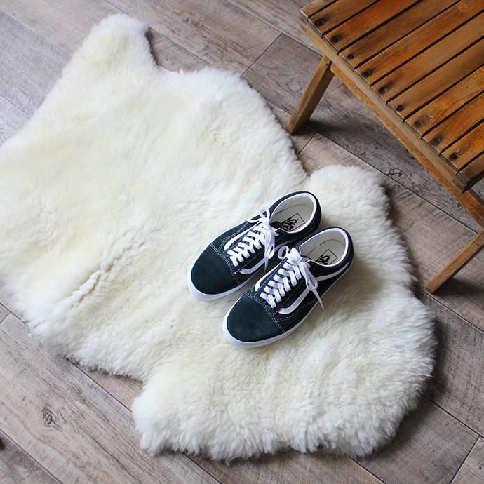 136551328 Glencroft / Standard Sheepskin Rug グレンクロフト シープスキンラグマット 02