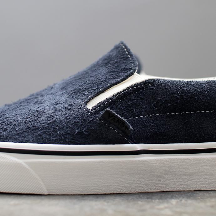 136836495 VANS / Hairy Suede Classic Slip-On - Sky Captain ヴァンズ ヘアリースウェードクラシックスリッポン VN0A38F7ULQ 02