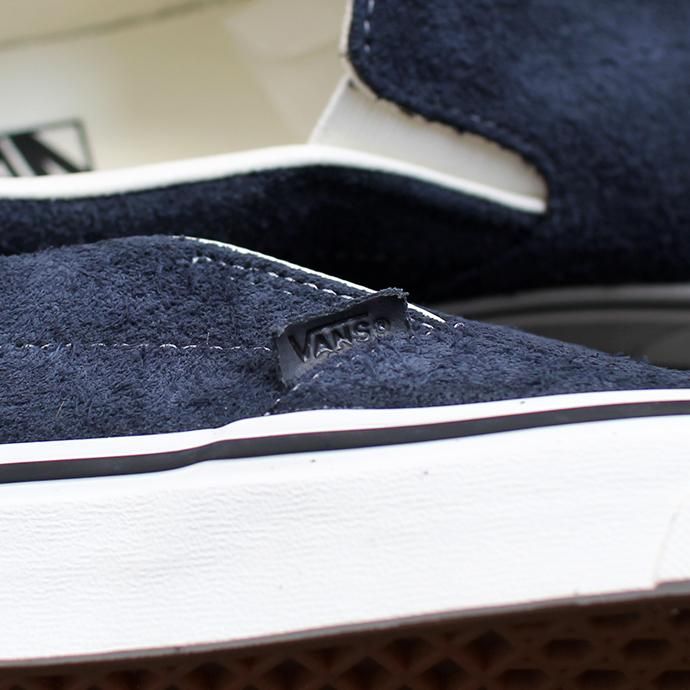 136836495 VANS / Hairy Suede Classic Slip-On - Sky Captain ヴァンズ ヘアリースウェードクラシックスリッポン VN0A38F7ULQ 02