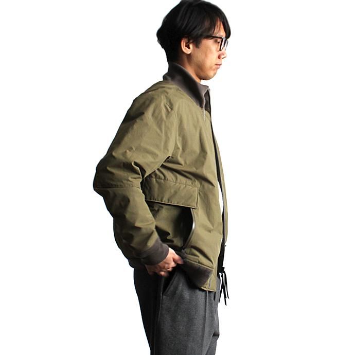 136945532 WISLOM / LUKA ダウンボマージャケット - ROBUST オリーブ 18-10204M<img class='new_mark_img2' src='//img.shop-pro.jp/img/new/icons47.gif' style='border:none;display:inline;margin:0px;padding:0px;width:auto;' /> 02