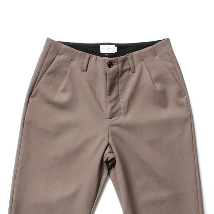 136996854 STILL BY HAND / PT0284 ウール混ダブルクロス ワンタックパンツ - Mocha Beige 02