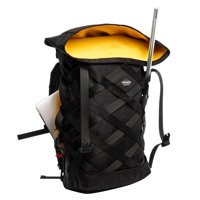 137059002 BRAASI INDUSTRY / WICKER - 28L Black 耐水ロールトップバックパック<img class='new_mark_img2' src='//img.shop-pro.jp/img/new/icons47.gif' style='border:none;display:inline;margin:0px;padding:0px;width:auto;' /> 02