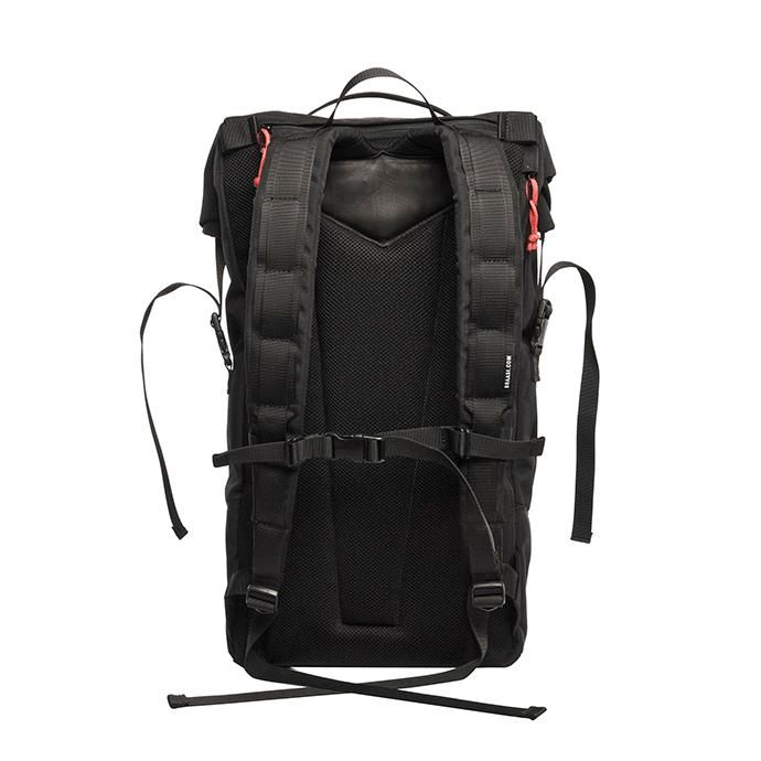 137060543 BRAASI INDUSTRY / HERTIL - 30L Black 耐水ロールトップバックパック 02