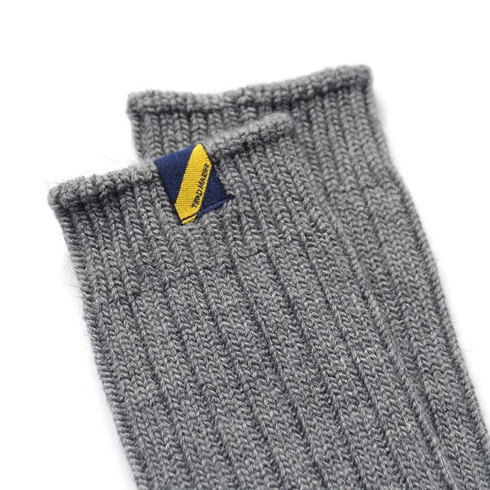 137428882 Trad Marks / Angora Rib Socks アンゴラ混リブソックス - Dark Grey 02