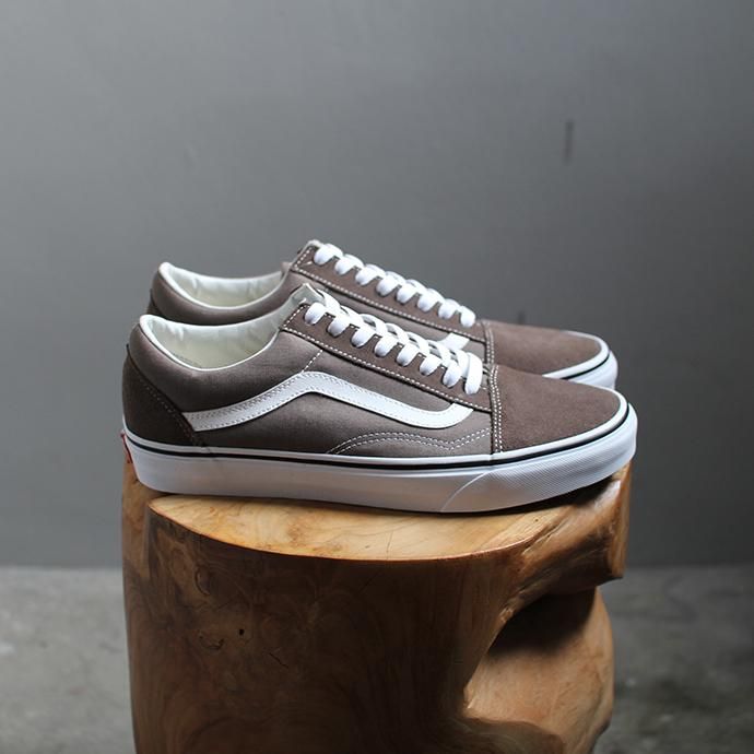 138196810 VANS / Old Skool - Falcon ヴァンズ オールドスクール ファルコン VN0A38G1UKW<img class='new_mark_img2' src='//img.shop-pro.jp/img/new/icons47.gif' style='border:none;display:inline;margin:0px;padding:0px;width:auto;' /> 02