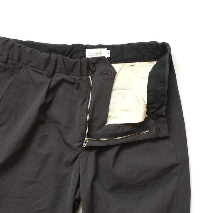 140786536 STILL BY HAND / PT0191 リラックス素材 イージースラックス - Brown<img class='new_mark_img2' src='//img.shop-pro.jp/img/new/icons47.gif' style='border:none;display:inline;margin:0px;padding:0px;width:auto;' /> 02