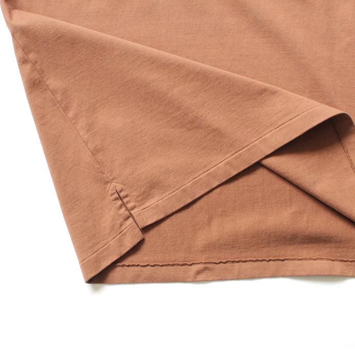 141608349 blurhms ROOTSTOCK / Middle-Weight & Super Soft Boat-Neck S/S BHS-RKSS19002 - Light Brown 02