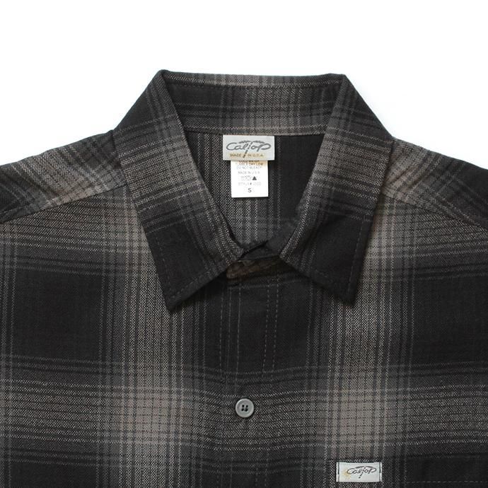 129081963 CalTop / 2000 オンブレチェック S/Sシャツ - Black/Charcoal<img class='new_mark_img2' src='//img.shop-pro.jp/img/new/icons47.gif' style='border:none;display:inline;margin:0px;padding:0px;width:auto;' /> 02