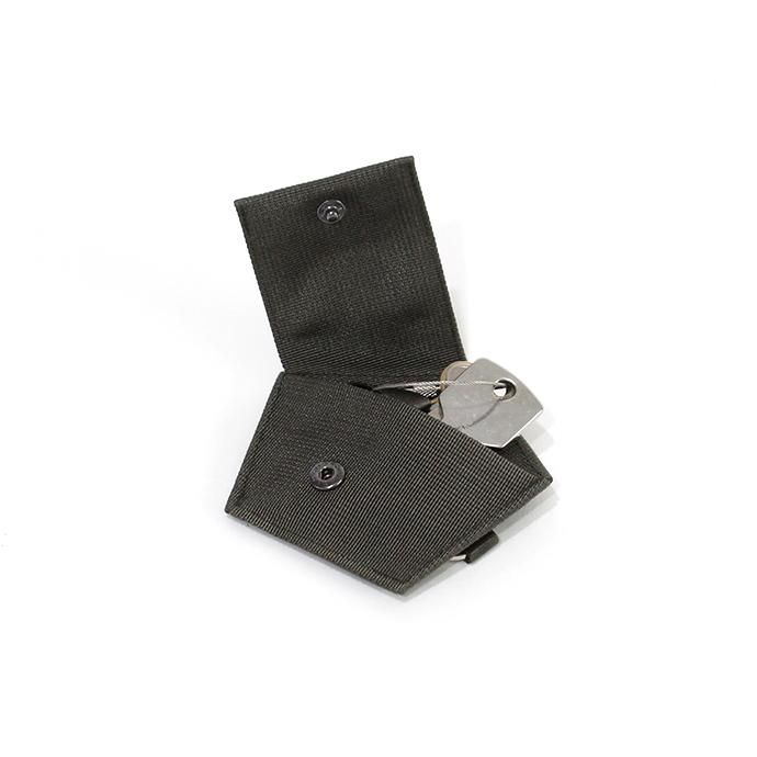 142174749 WERDENWORKS / KEY CASE - Olive<img class='new_mark_img2' src='//img.shop-pro.jp/img/new/icons47.gif' style='border:none;display:inline;margin:0px;padding:0px;width:auto;' /> 02