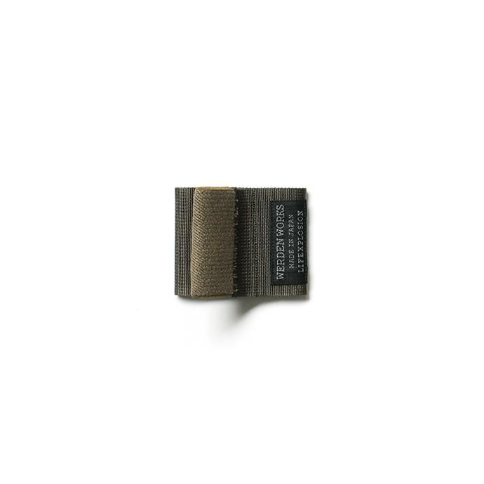 142174858 WERDENWORKS / PEN STAND - Olive 01
