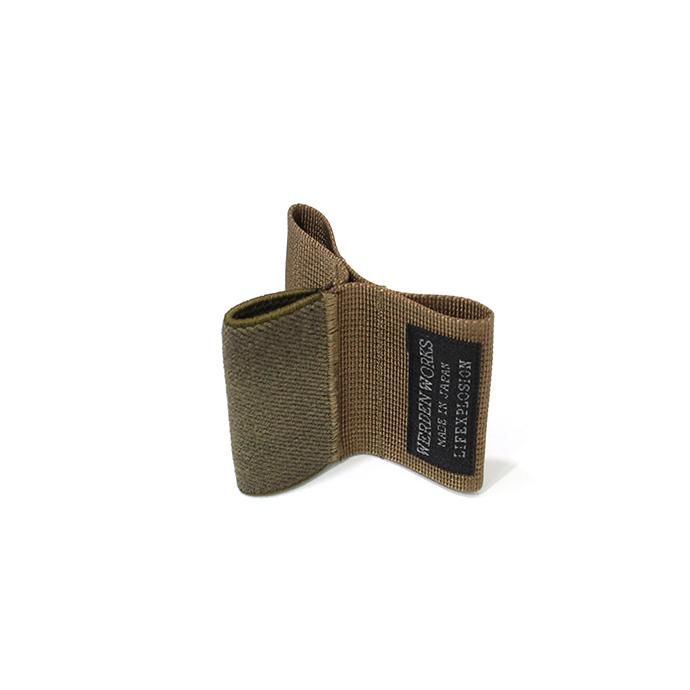 142174866 WERDENWORKS / PEN STAND - Sand 02
