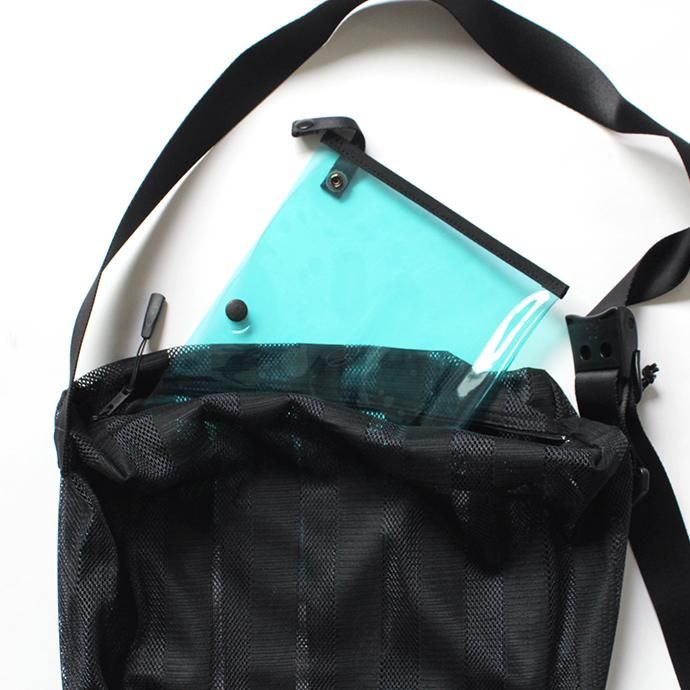 142984142 O-(オー)/ COLOR LINES BAG L メッシュショルダーバッグ 19S-18 - Black/Blue 02