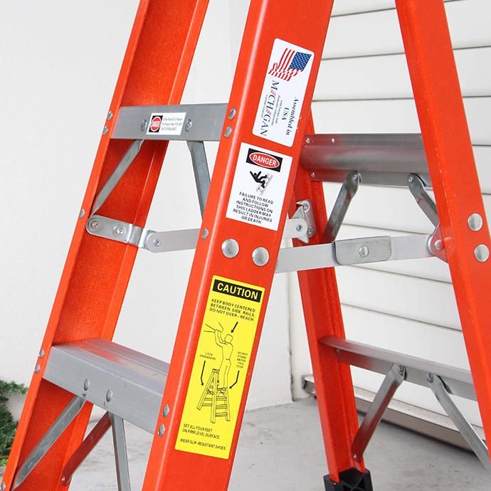 143266284 Michigan Ladder Company / Fiberglass Stepladder ファイバーグラスステップラダー - Size 3 02