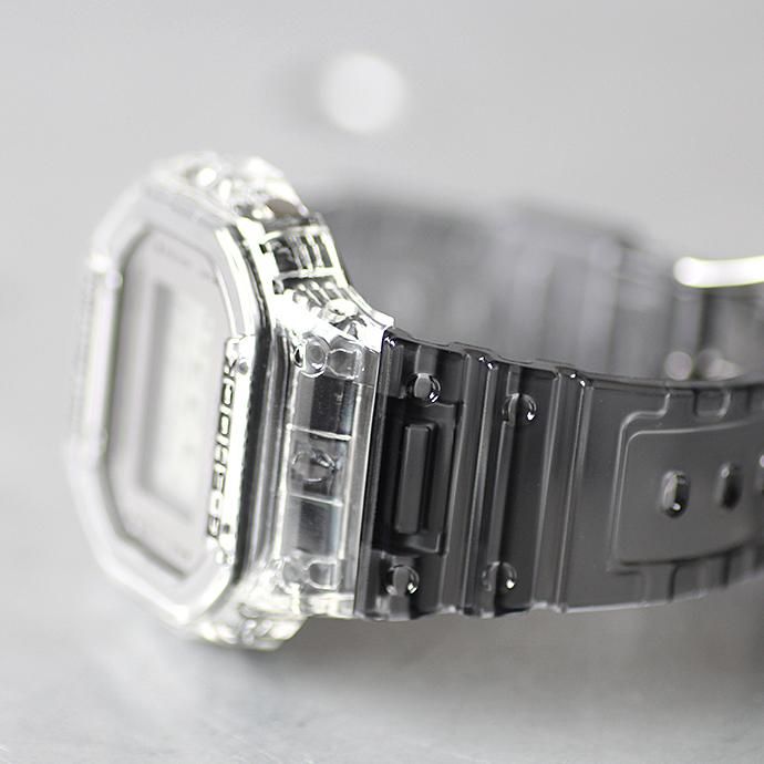 143526348 CASIO G-SHOCK / クリアスケルトンGショック DW-5600SK-1 02