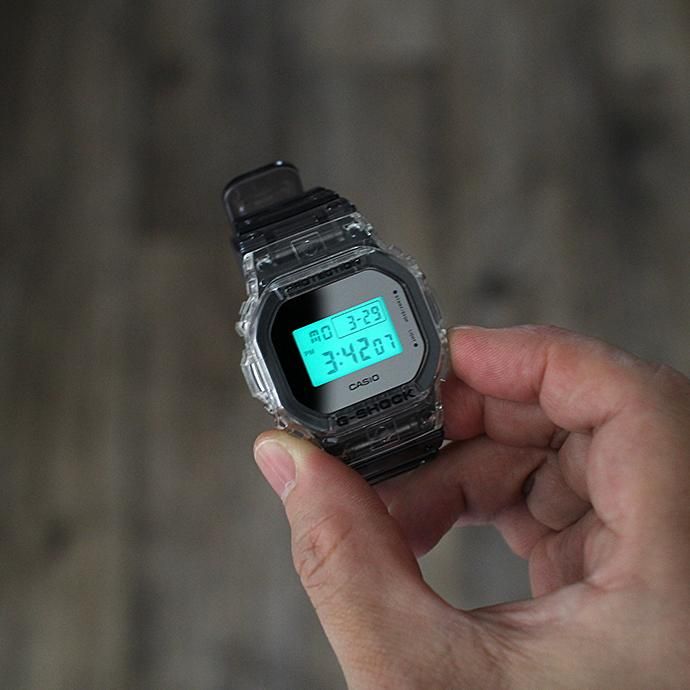 143526348 CASIO G-SHOCK / クリアスケルトンGショック DW-5600SK-1 02