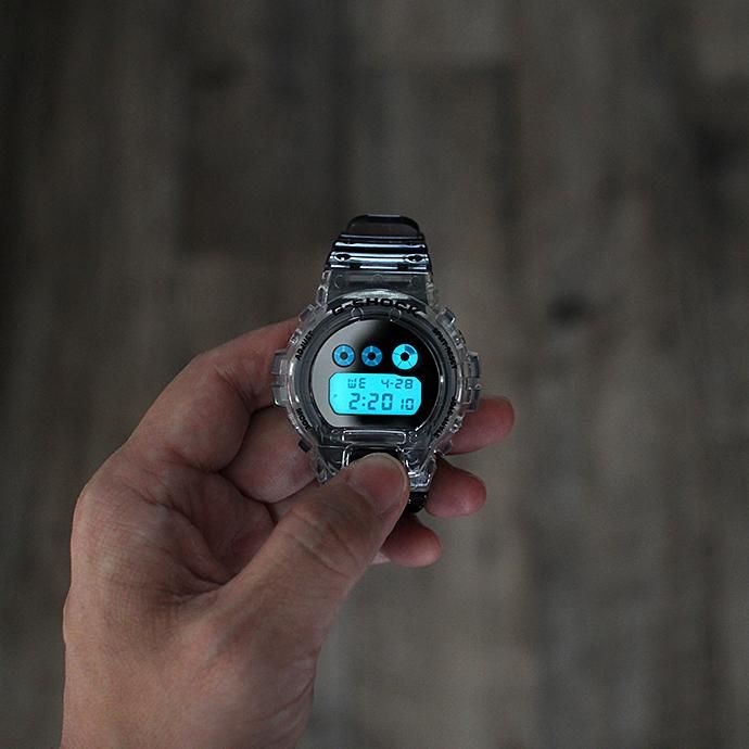 143526560 CASIO G-SHOCK / クリアスケルトンGショック DW-6900SK-1<img class='new_mark_img2' src='//img.shop-pro.jp/img/new/icons47.gif' style='border:none;display:inline;margin:0px;padding:0px;width:auto;' /> 02