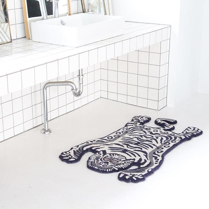 144033447 Tibetan Tiger Rug チベタンタイガーラグ ホワイト Sサイズ<img class='new_mark_img2' src='//img.shop-pro.jp/img/new/icons47.gif' style='border:none;display:inline;margin:0px;padding:0px;width:auto;' /> 02