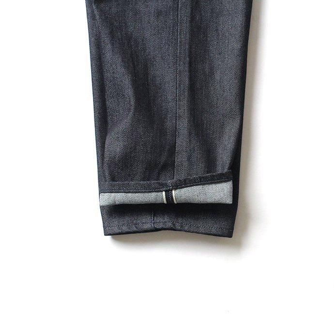 144769469 STILL BY HAND / DN0393 ワンタックデニムパンツ 02