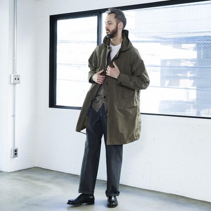145284435 STILL BY HAND / CO0493 ライナー付きナイロンフーデッドコート - Navy 02