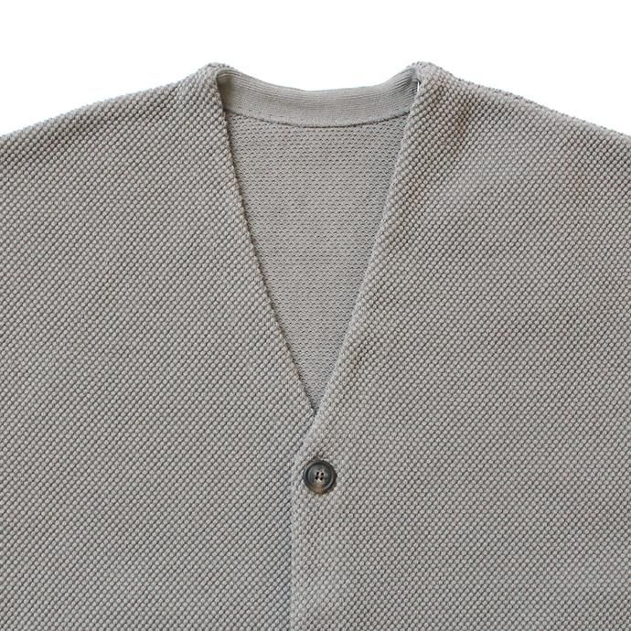 145455846 crepuscule / moss stitch V/N cardigan 1903-002 Gray 鹿の子編みカーディガン グレー<img class='new_mark_img2' src='//img.shop-pro.jp/img/new/icons47.gif' style='border:none;display:inline;margin:0px;padding:0px;width:auto;' /> 02