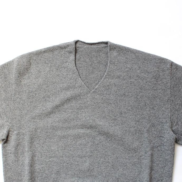 145652632 crepuscule / wholegarment V/N pullover 1903-008 Gray ホールガーメントVネックプルオーバー グレー 02