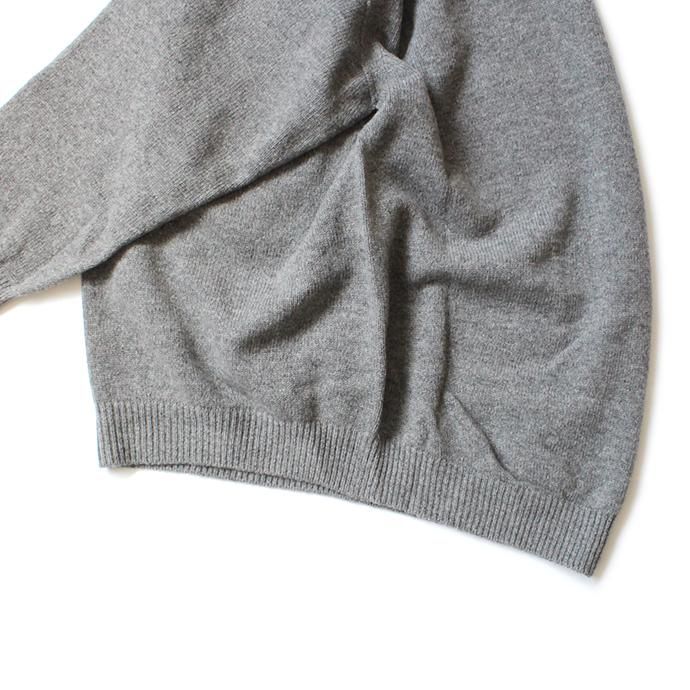145652632 crepuscule / wholegarment V/N pullover 1903-008 Gray ホールガーメントVネックプルオーバー グレー 02