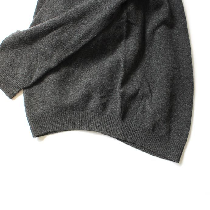 145652649 crepuscule / wholegarment V/N pullover 1903-008 C.Gray ホールガーメントVネックプルオーバー チャコールグレー 02