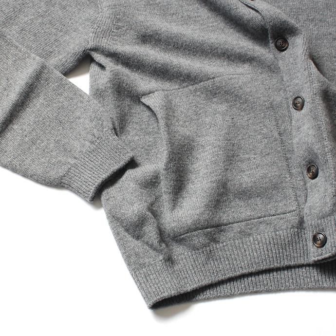 145652884 crepuscule / wholegarment V/N cardigan 1903-009 Gray ホールガーメントVネックカーディガン グレー 02