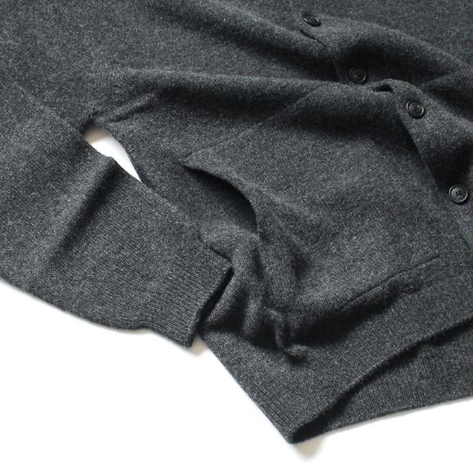 145652912 crepuscule / wholegarment V/N cardigan 1903-009 C.Gray ホールガーメントVネックカーディガン チャコールグレー 02