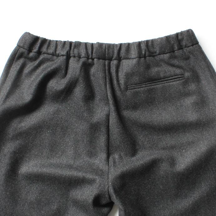 145933278 CEASTERS / No Pleats Easy Wool Trousers - Charcoal ウールイージートラウザーズ<img class='new_mark_img2' src='//img.shop-pro.jp/img/new/icons20.gif' style='border:none;display:inline;margin:0px;padding:0px;width:auto;' /> 02