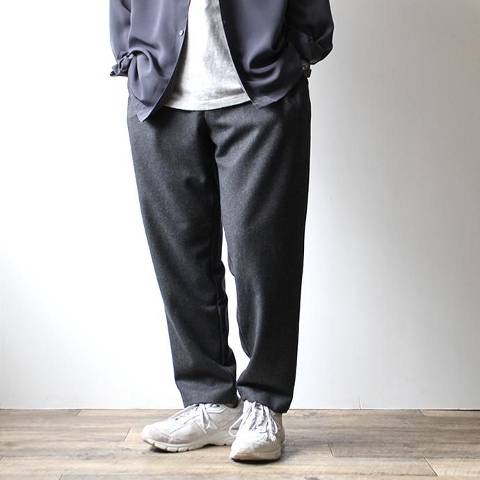 145933278 CEASTERS / No Pleats Easy Wool Trousers - Charcoal ウールイージートラウザーズ<img class='new_mark_img2' src='//img.shop-pro.jp/img/new/icons20.gif' style='border:none;display:inline;margin:0px;padding:0px;width:auto;' /> 02