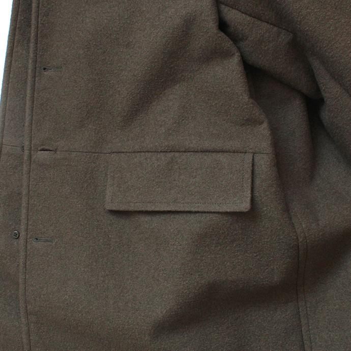 146085086 STILL BY HAND / CO0593 ボンディング素材 ステンカラーコート - Khaki 02