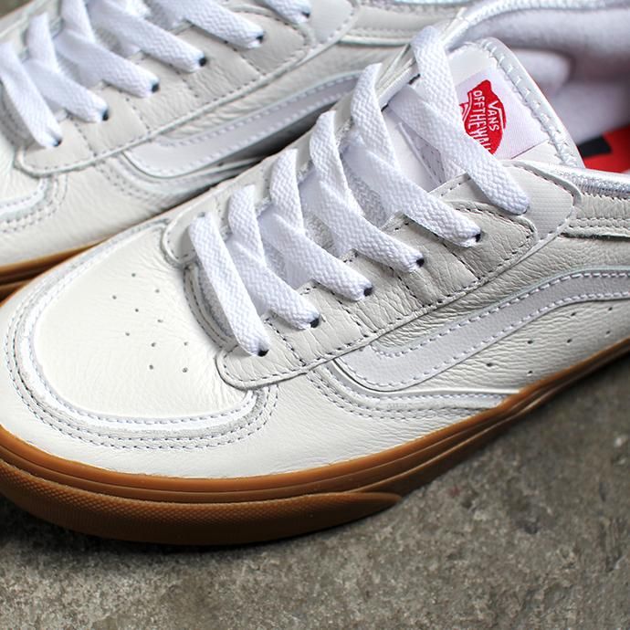 146108335 VANS / Rowley Classic - True White/Gum ヴァンズ ローリークラシック VN0A4BTTTRK 02
