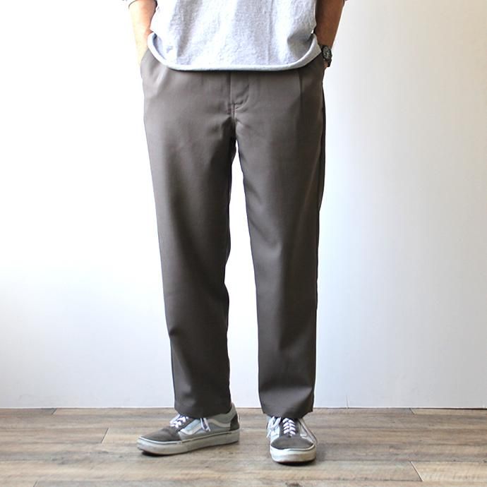 146404350 STILL BY HAND / PT0394 ウールワンタックスラックス - Grey 02