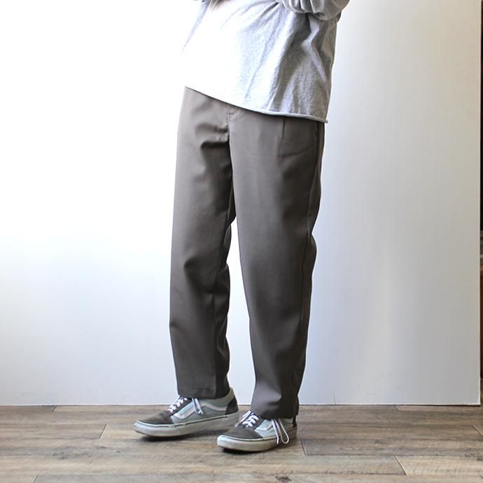 146404350 STILL BY HAND / PT0394 ウールワンタックスラックス - Grey 02