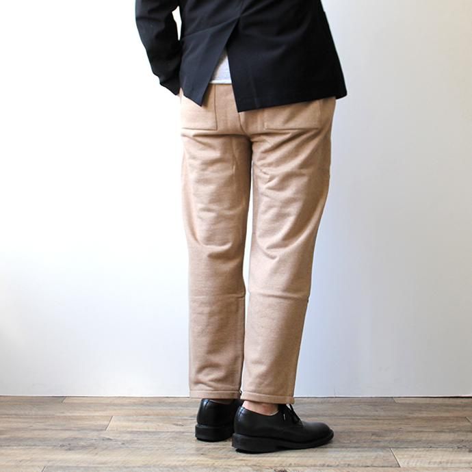 146404697 STILL BY HAND / CS0294 スウェットパンツ - Beige 02