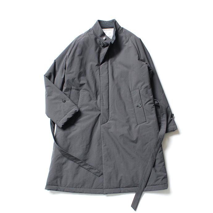 146550202 STILL BY HAND / CO0194 シンサレート中綿入りスタンドカラーコート - Charcoal 01