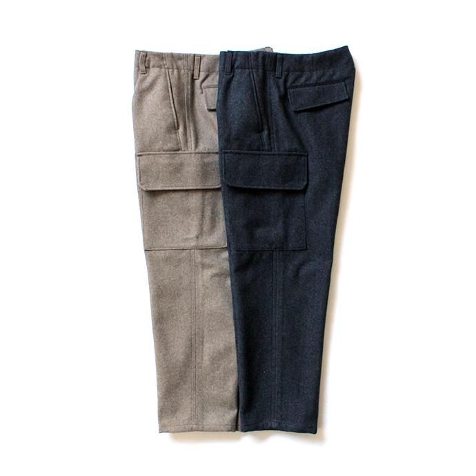 146844957 STILL BY HAND / PT0594 ウールカーゴパンツ - Charcoal<img class='new_mark_img2' src='//img.shop-pro.jp/img/new/icons47.gif' style='border:none;display:inline;margin:0px;padding:0px;width:auto;' /> 02